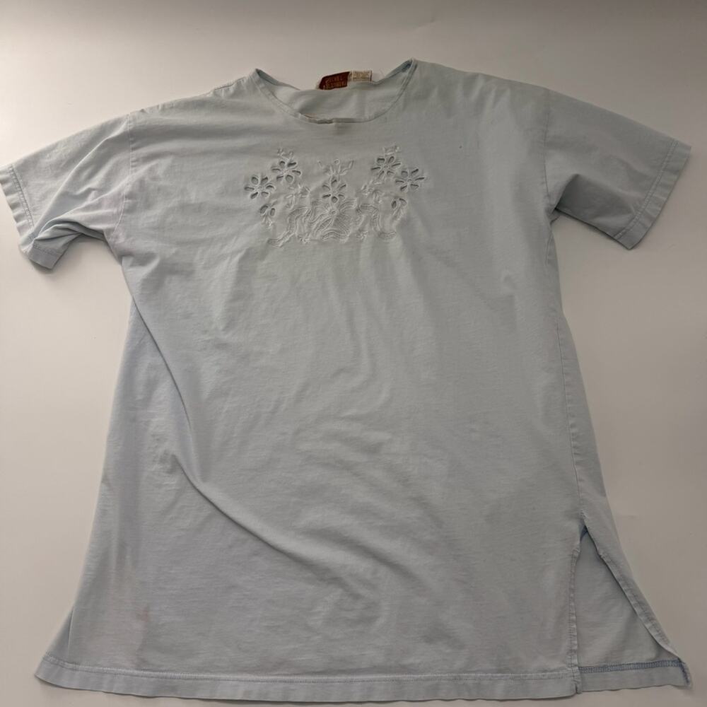 Vintage 1980’s Victoria’s Secret Gold Tag Cotton Shirt Sleep Top Blue Embroider
